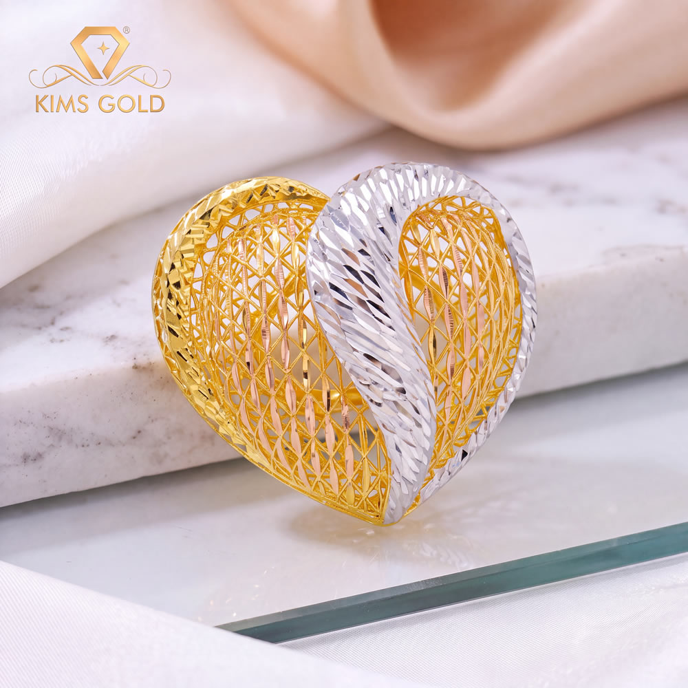 Cincin Kahwin Emas Berbentuk Hati dari Kim's Gold Melaka